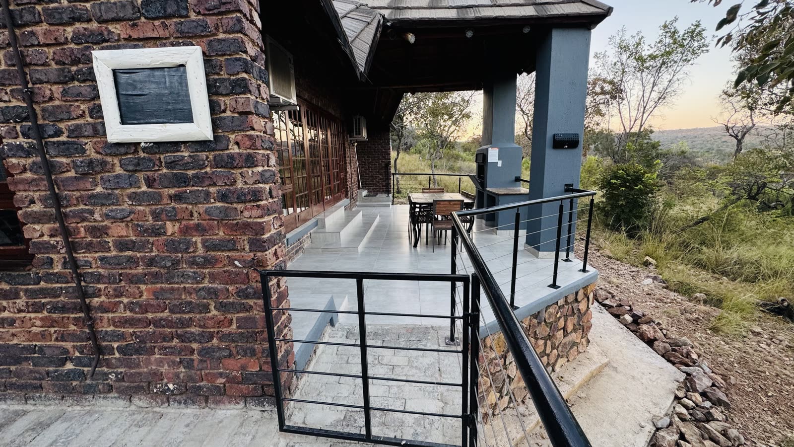 Mabalingwe Kubu Camp unit 78 entrance steps